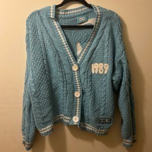 Taylor swift 1989 cardigan size xs/s never worn